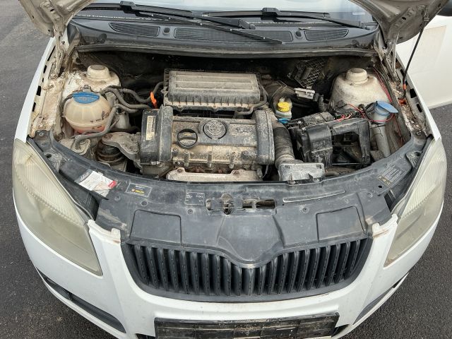 bontott SKODA FABIA II Komplett Homlokfal (Részeivel)