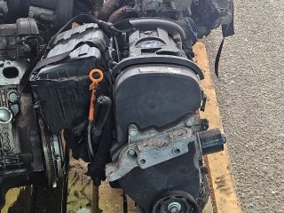 bontott SKODA FABIA II Komplett Motor (Segédberendezésekkel)