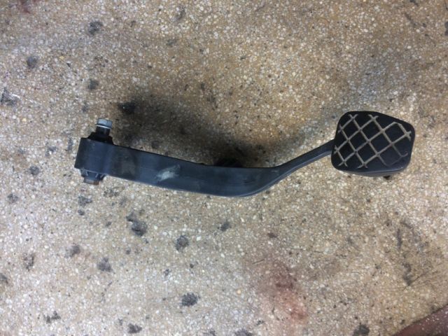 bontott SKODA FABIA II Kuplung Pedál