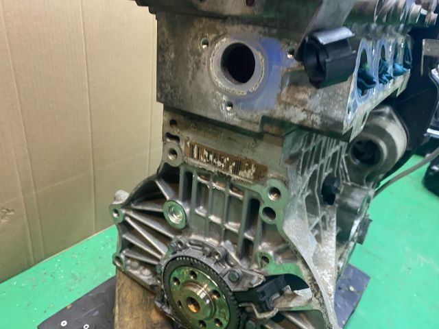 bontott SKODA FABIA II Motor (Fűzött blokk hengerfejjel)