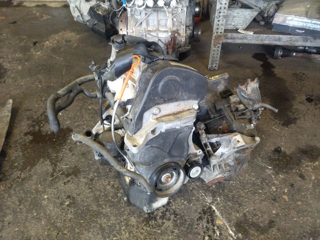 bontott SKODA FABIA II Motor (Fűzött blokk hengerfejjel)