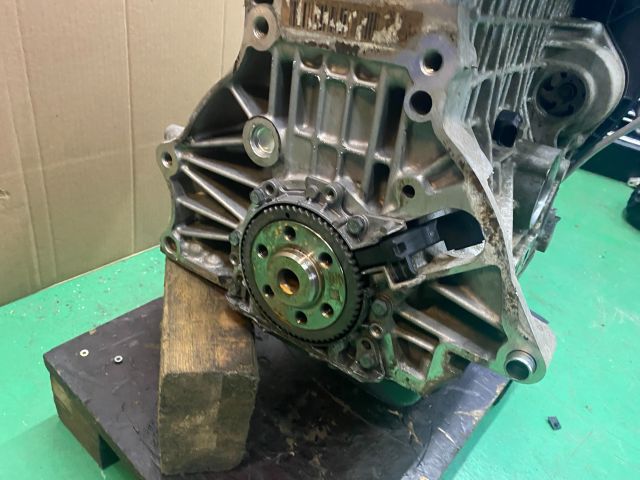 bontott SKODA FABIA II Motor (Fűzött blokk hengerfejjel)