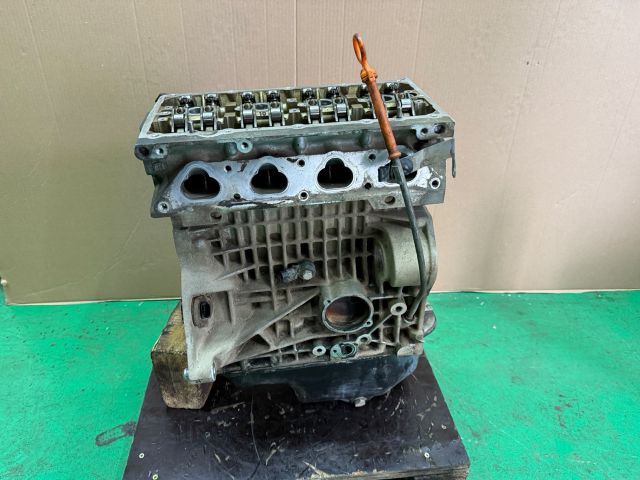 bontott SKODA FABIA II Motor (Fűzött blokk hengerfejjel)