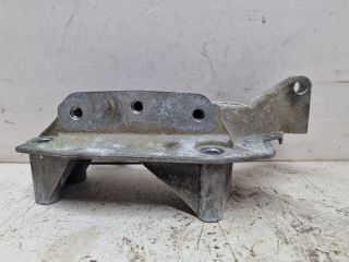 bontott SKODA FABIA II Motor Tartó Bak (Fém)