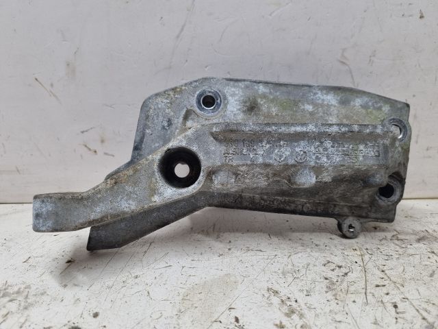 bontott SKODA FABIA II Motor Tartó Bak (Fém)