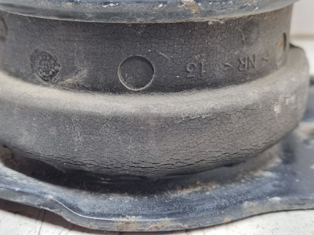 bontott SKODA FABIA II Motor Tartó Bak Jobb