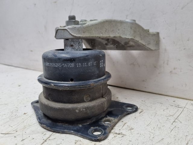 bontott SKODA FABIA II Motor Tartó Bak Jobb