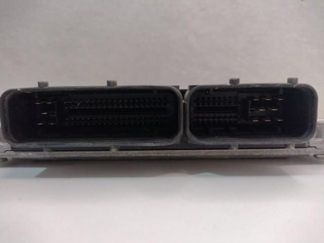 bontott SKODA FABIA II Motorvezérlő