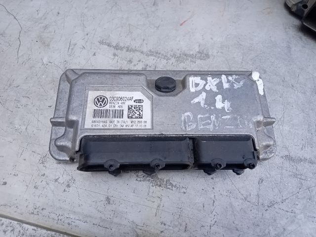 bontott SKODA FABIA II Motorvezérlő