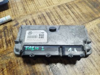 bontott SKODA FABIA II Motorvezérlő