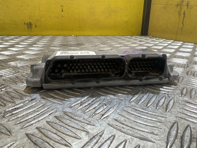 bontott SKODA FABIA II Motorvezérlő