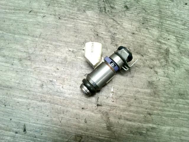 bontott SKODA FABIA II Porlasztó (1 db)