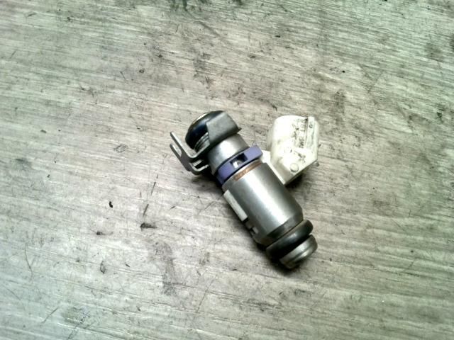 bontott SKODA FABIA II Porlasztó (1 db)