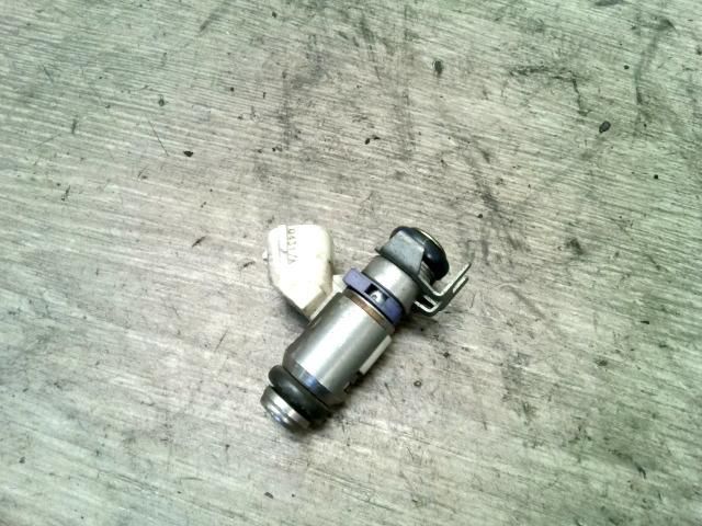 bontott SKODA FABIA II Porlasztó (1 db)