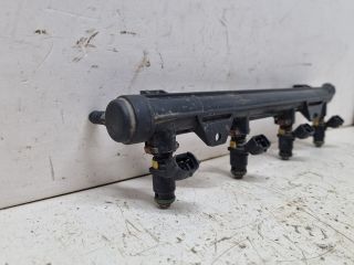 bontott SKODA FABIA II Porlasztó Sor / Híd