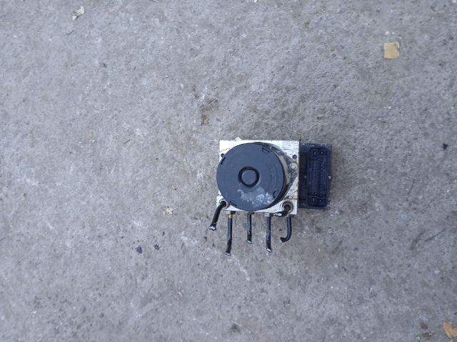 bontott SKODA FABIA II ABS Kocka