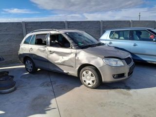 bontott SKODA FABIA II Dugattyú