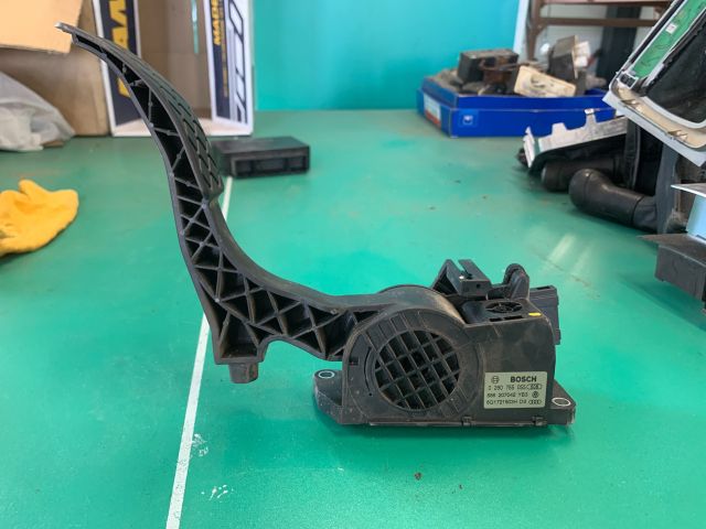 bontott SKODA FABIA II Gázpedál (Elektromos)