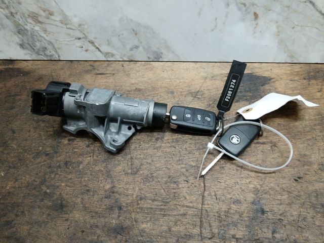 bontott SKODA FABIA II Gyújtáskapcsoló