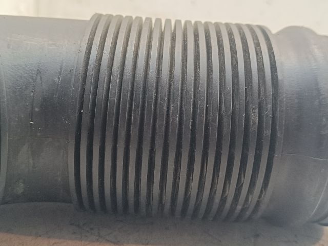 bontott SKODA FABIA II Légbeömlő Cső