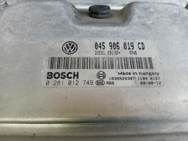 bontott SKODA FABIA II Motorvezérlő