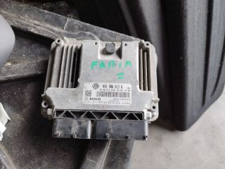 bontott SKODA FABIA II Motorvezérlő