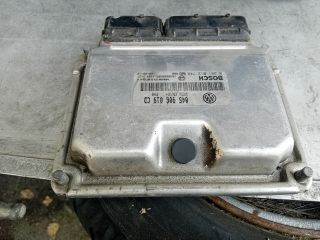 bontott SKODA FABIA II Motorvezérlő