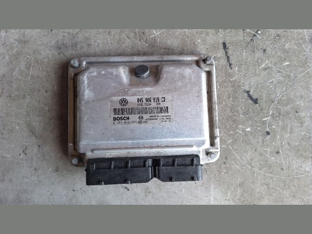 bontott SKODA FABIA II Motorvezérlő