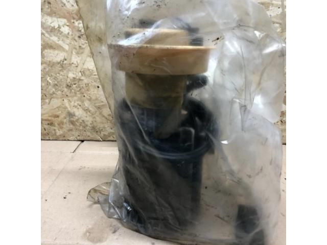 bontott SKODA FABIA II Üzemanyag Szivattyú