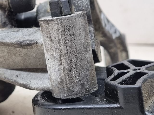 bontott SKODA FABIA II Váltó Kulissza