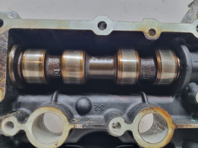 bontott SKODA FABIA II Vezérműtengely Házzal