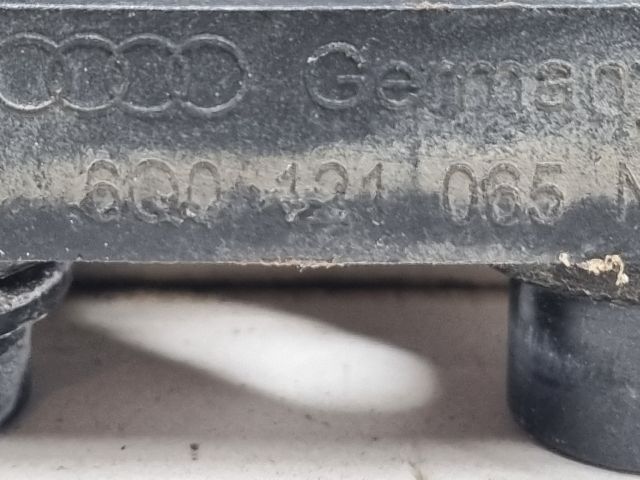 bontott SKODA FABIA II Vízcső