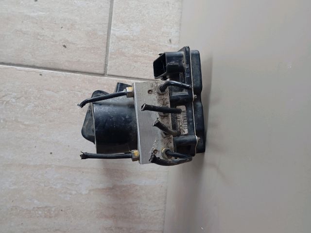 bontott SKODA FABIA II ABS Kocka