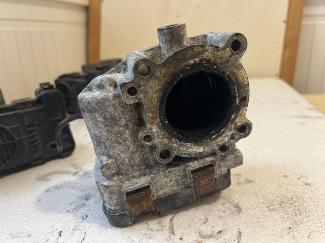 bontott SKODA FABIA II Fojtószelep (Elektromos)