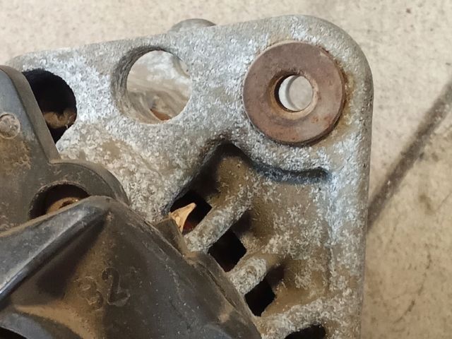 bontott SKODA FABIA II Generátor