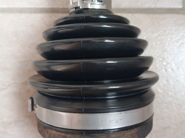 bontott SKODA FABIA II Jobb Féltengely