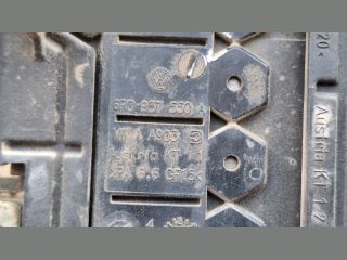 bontott SKODA FABIA II Biztosítéktábla Motortér