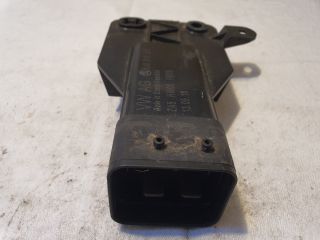 bontott SKODA FABIA II Hűtőventilátor Relé