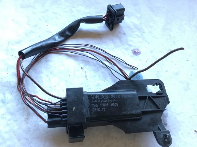 bontott SKODA FABIA II Hűtőventilátor Relé