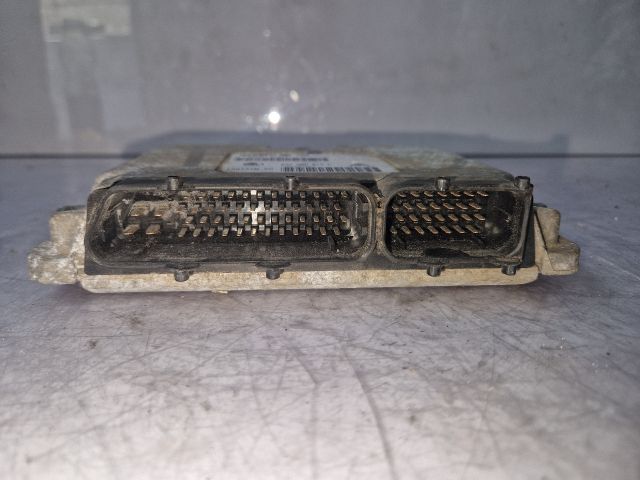 bontott SKODA FABIA II Motorvezérlő