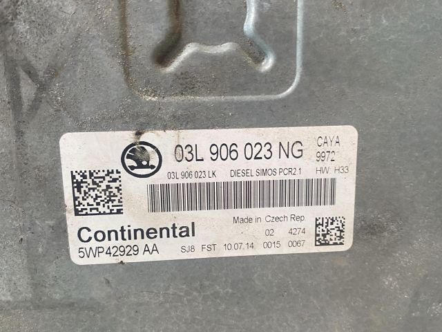 bontott SKODA FABIA II Motorvezérlő