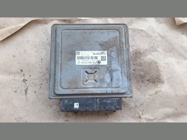 bontott SKODA FABIA II Motorvezérlő