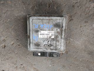 bontott SKODA FABIA II Motorvezérlő