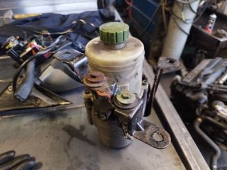 bontott SKODA FABIA II Kormányszervó Motor (Hidraulikus)