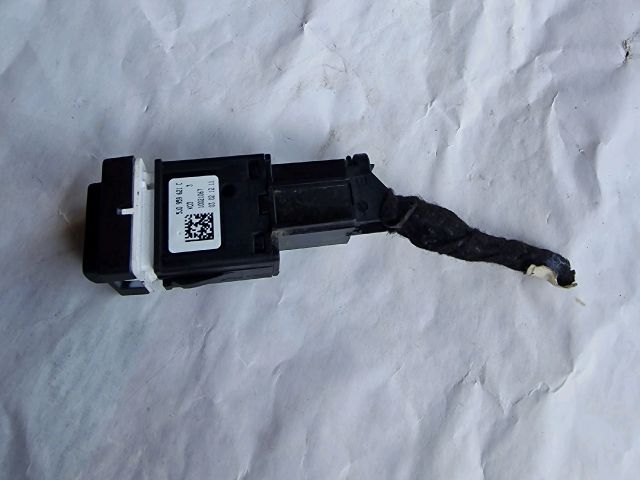 bontott SKODA FABIA II Ablakfűtés Kapcsoló