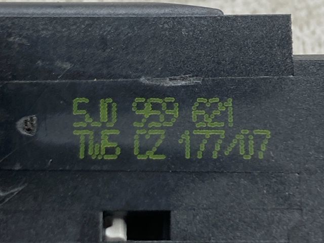 bontott SKODA FABIA II Ablakfűtés Kapcsoló