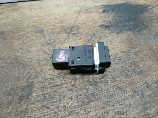 bontott SKODA FABIA II Ablakfűtés Kapcsoló