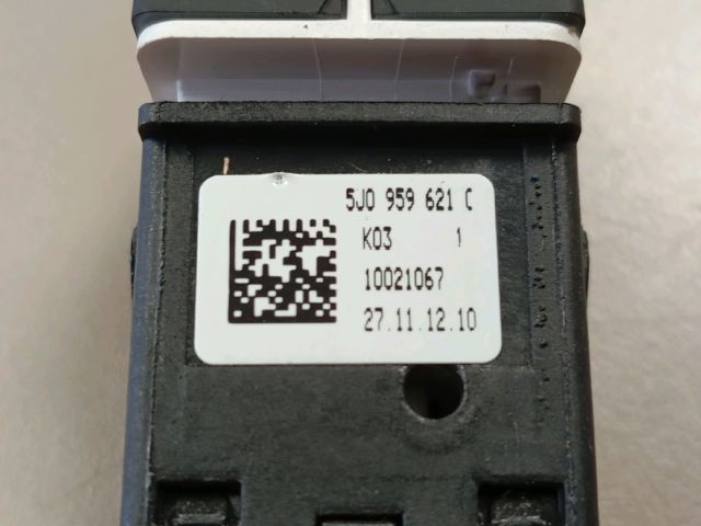 bontott SKODA FABIA II Ablakfűtés Kapcsoló