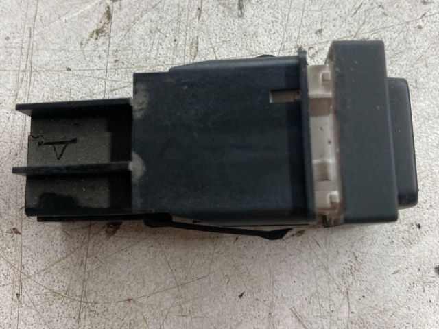 bontott SKODA FABIA II Ablakfűtés Kapcsoló