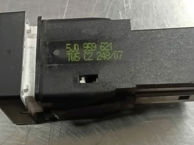 bontott SKODA FABIA II Ablakfűtés Kapcsoló